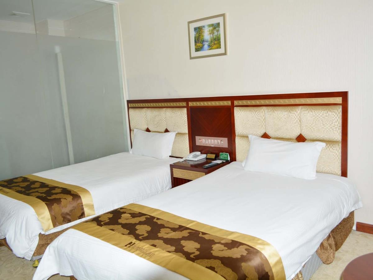 Greentree Alliance Guangxi Hezhou Babu District Lingfeng Square Hotel Eksteriør billede