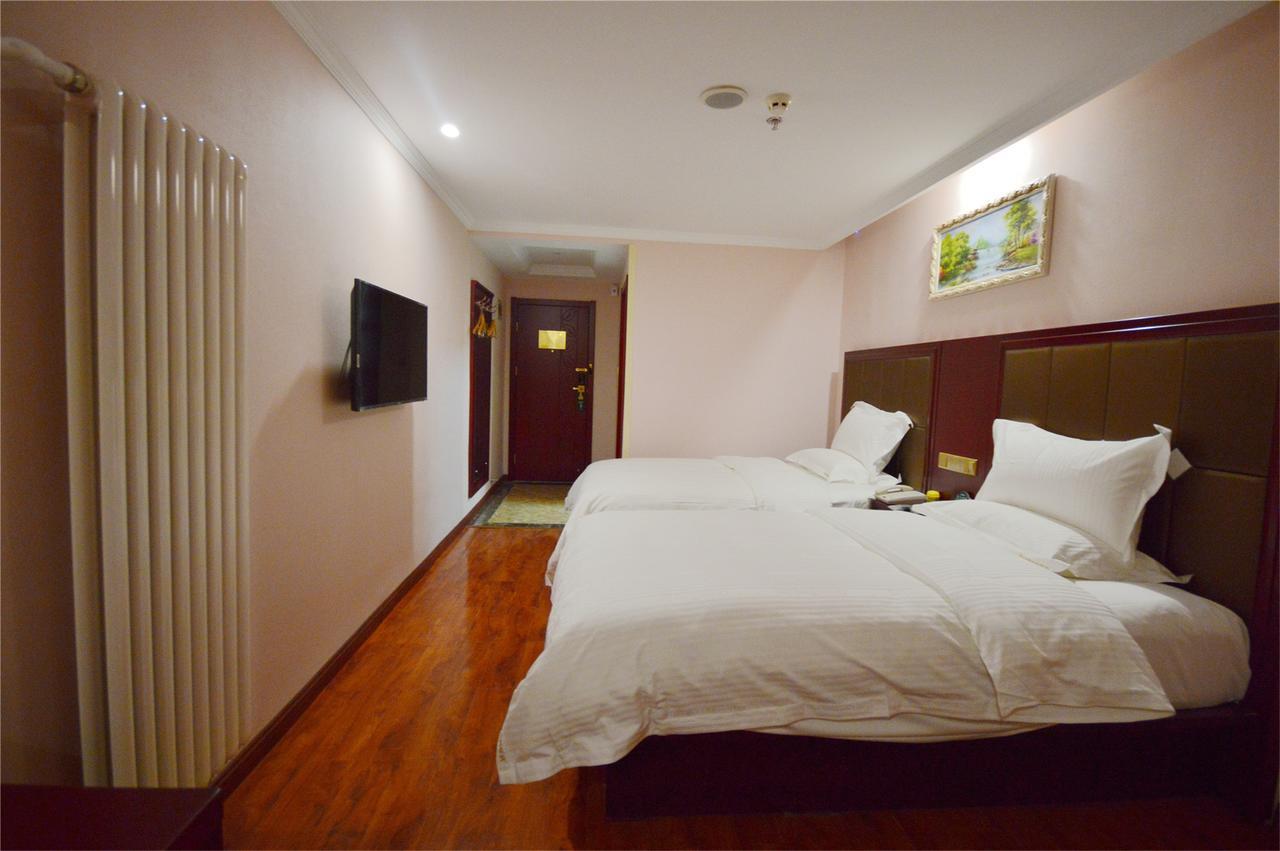 Greentree Alliance Guangxi Hezhou Babu District Lingfeng Square Hotel Eksteriør billede