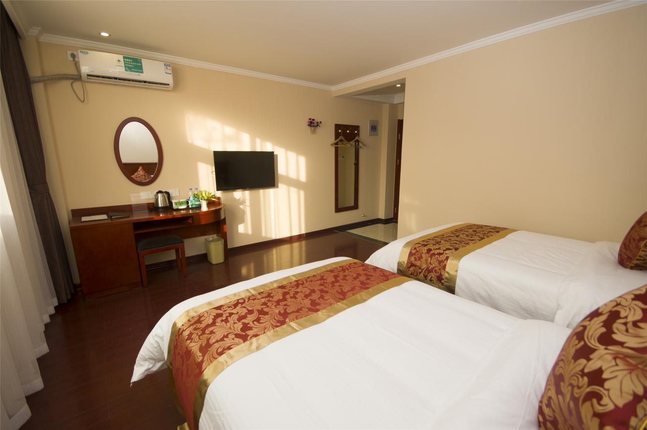 Greentree Alliance Guangxi Hezhou Babu District Lingfeng Square Hotel Eksteriør billede