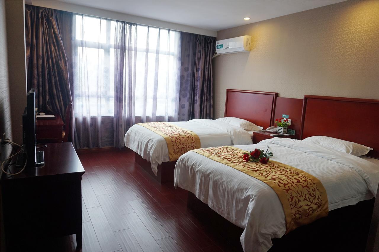 Greentree Alliance Guangxi Hezhou Babu District Lingfeng Square Hotel Eksteriør billede