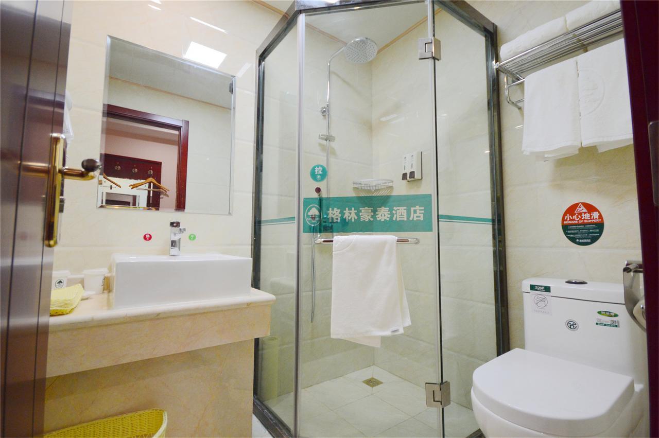 Greentree Alliance Guangxi Hezhou Babu District Lingfeng Square Hotel Eksteriør billede