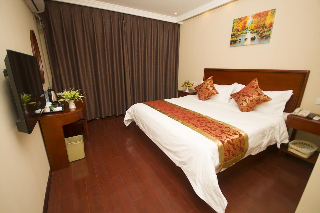 Greentree Alliance Guangxi Hezhou Babu District Lingfeng Square Hotel Eksteriør billede